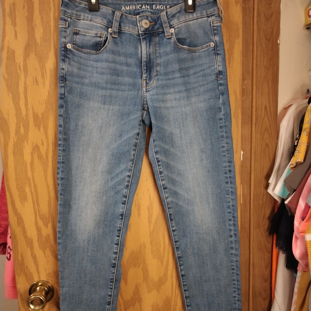 American Eagle Super Stretch Skinny Jeans, Size 6
